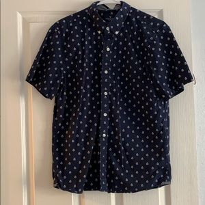 American Eagle Button-up